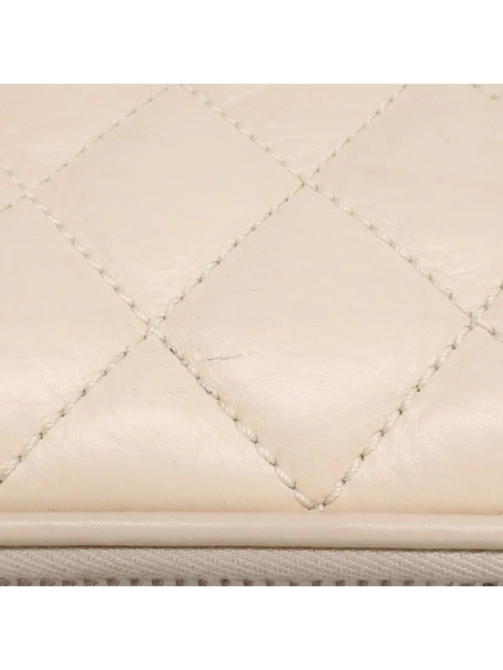 Chanel Vintage Calfskin Beige Quilted Carry Case Travel